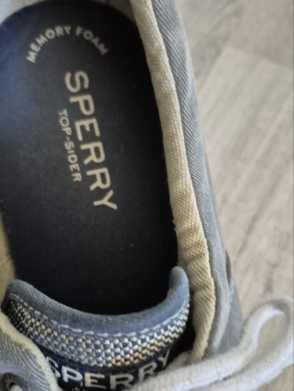 Sperry Men's Gray Canvas Boat Shoes with White Laces - Picture 2 of 11